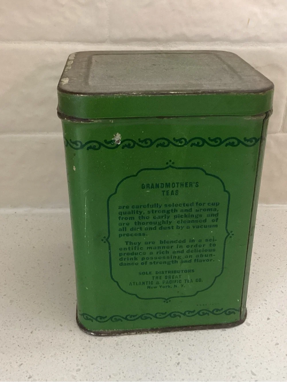 Antique “Grandmother’s Green Japan Tea” 1920s-1940s lithographed vibrant green